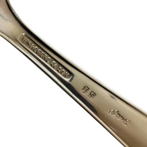 Vintage Rogers International Silver April Baby Spoon Silverplate Floral 1950s - Picture 4 of 4